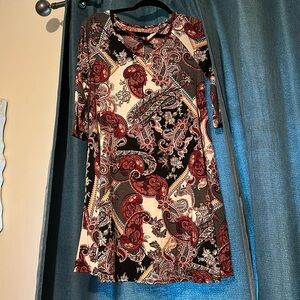 Dress with beautiful print and super soft, stretchy fabric!